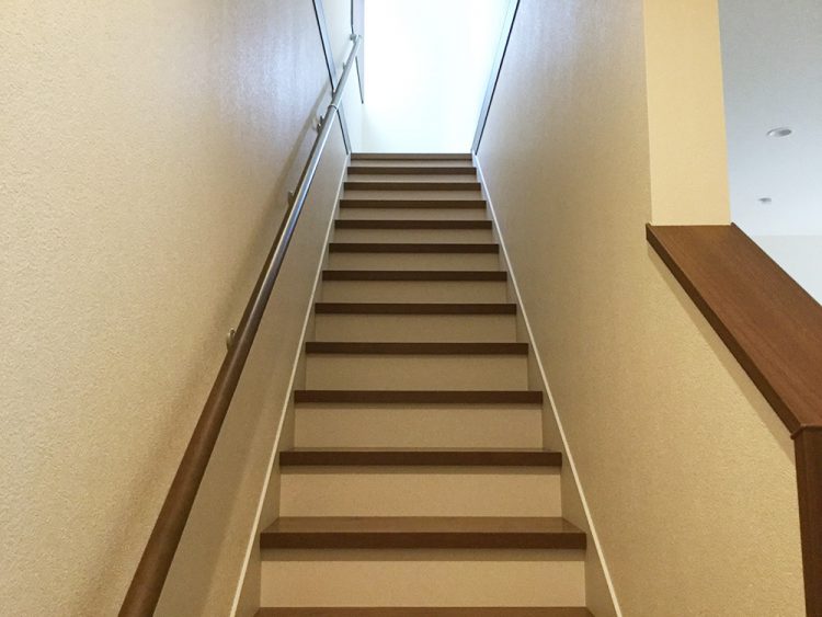 緩やかな階段